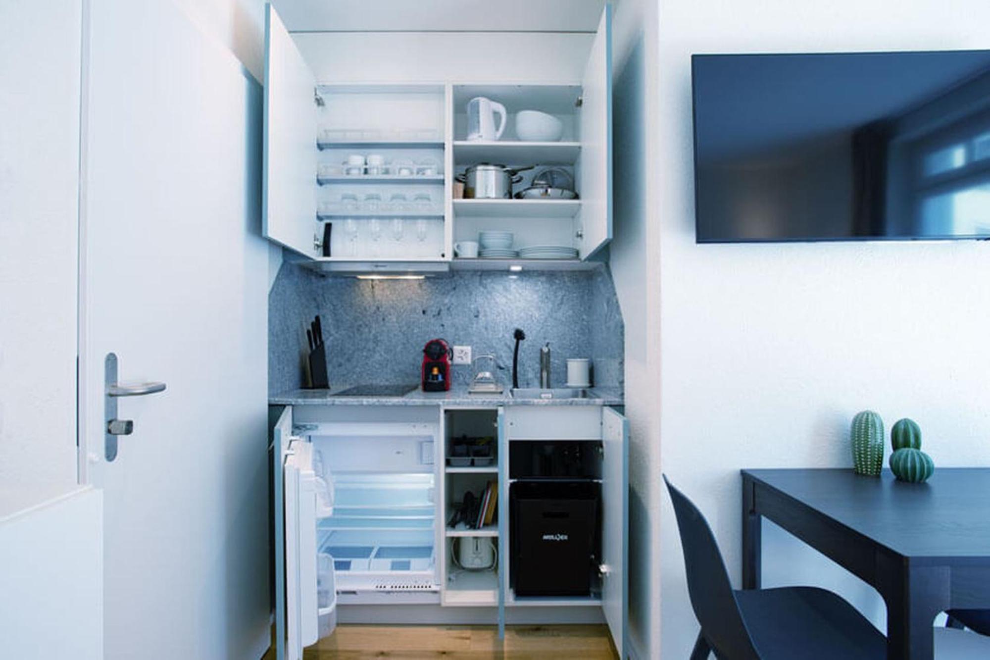 Hitrental Riesbach Apartments Zurich Bagian luar foto