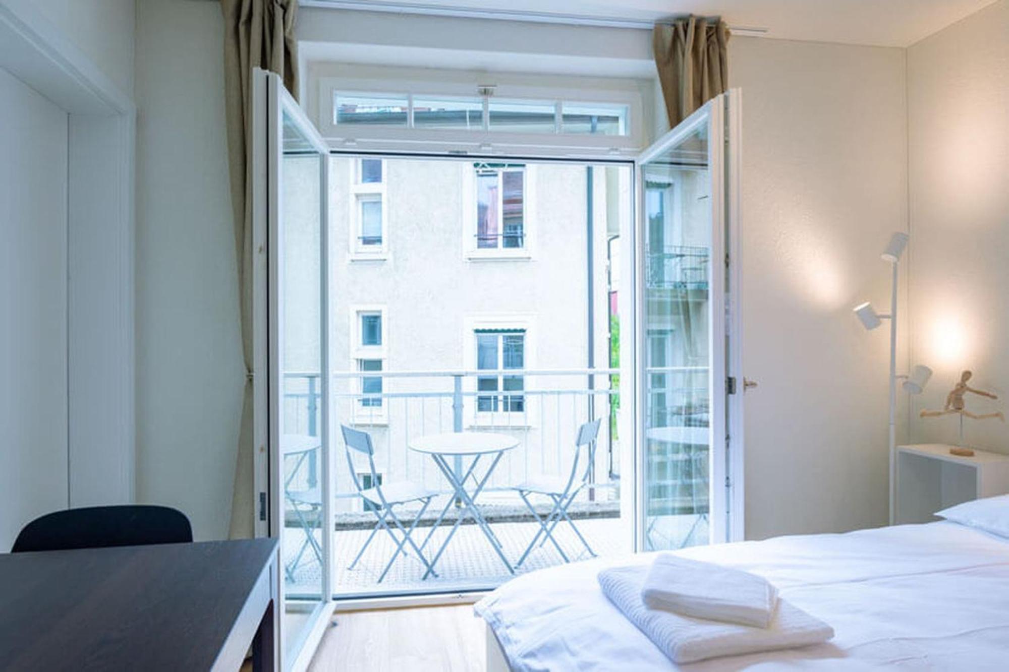 Hitrental Riesbach Apartments Zurich Bagian luar foto