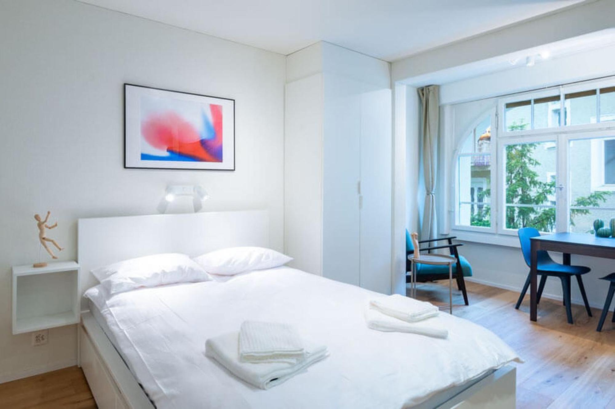Hitrental Riesbach Apartments Zurich Bagian luar foto