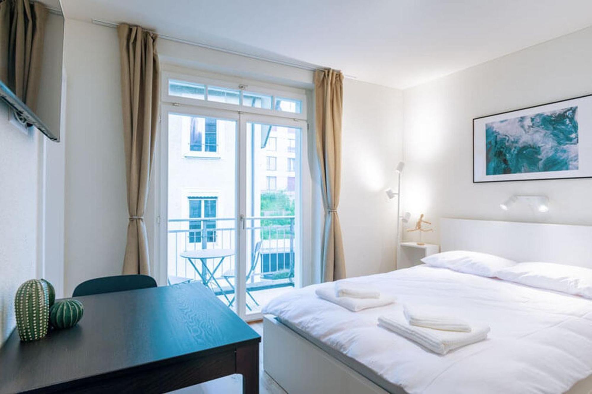 Hitrental Riesbach Apartments Zurich Bagian luar foto