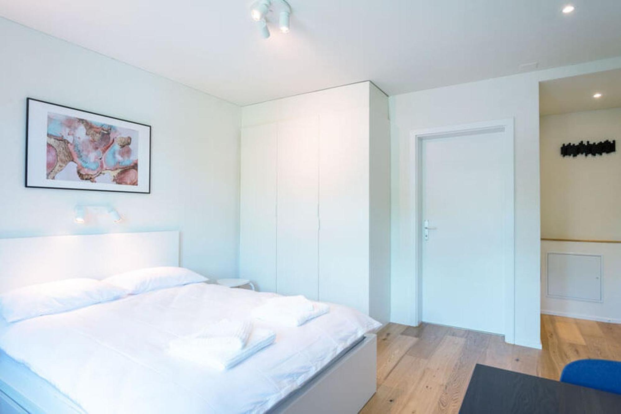 Hitrental Riesbach Apartments Zurich Bagian luar foto