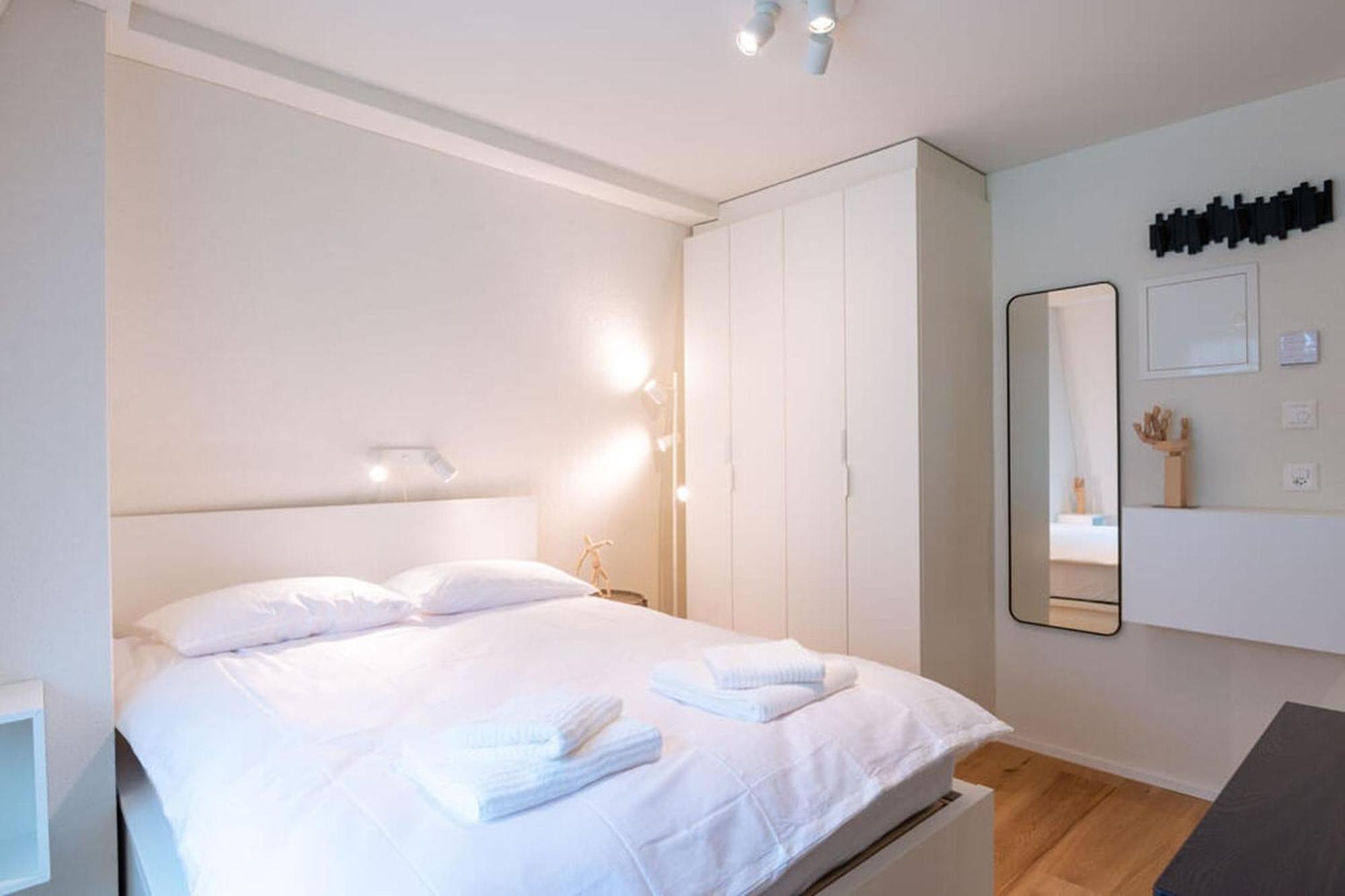 Hitrental Riesbach Apartments Zurich Bagian luar foto