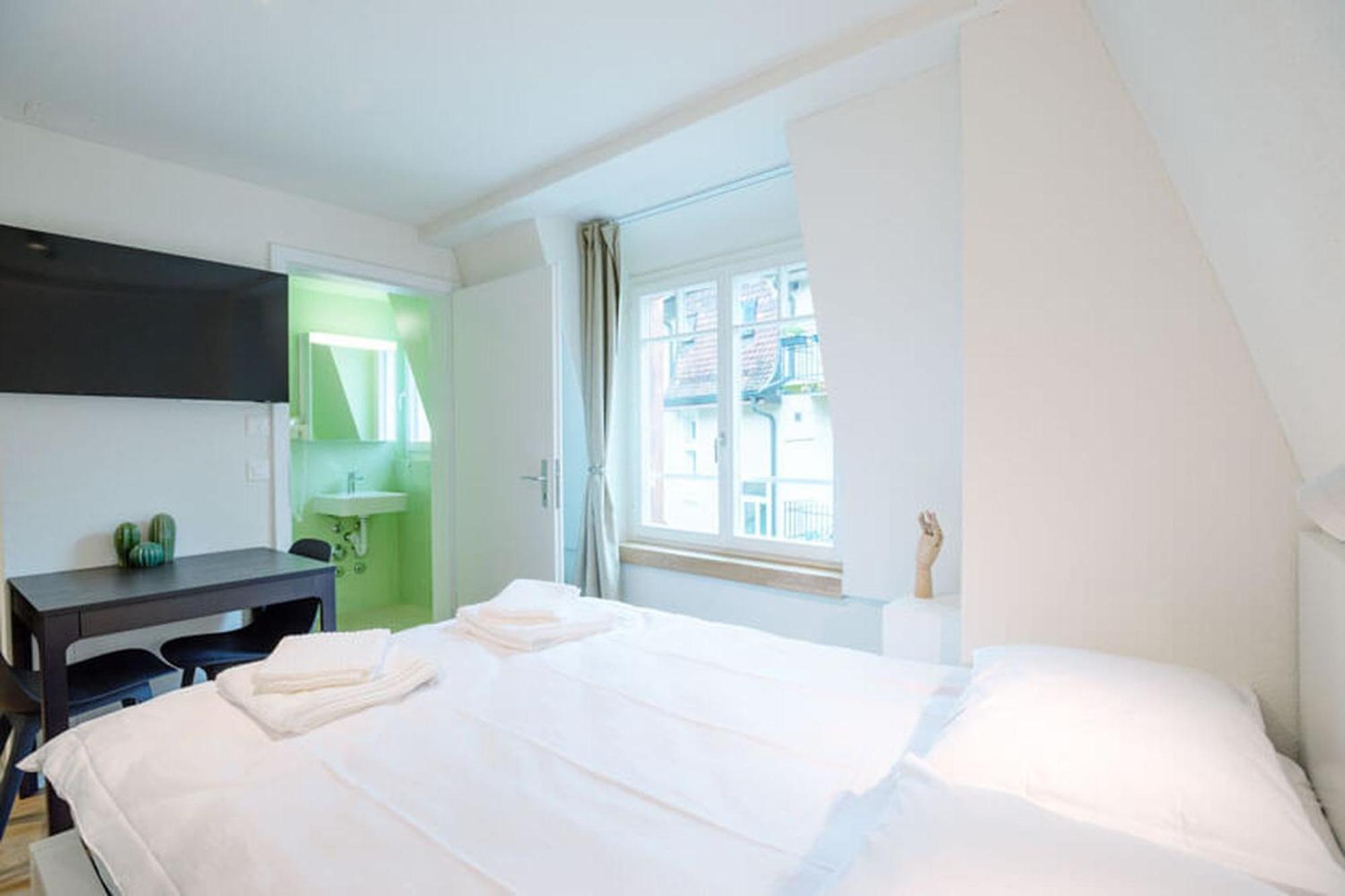 Hitrental Riesbach Apartments Zurich Bagian luar foto