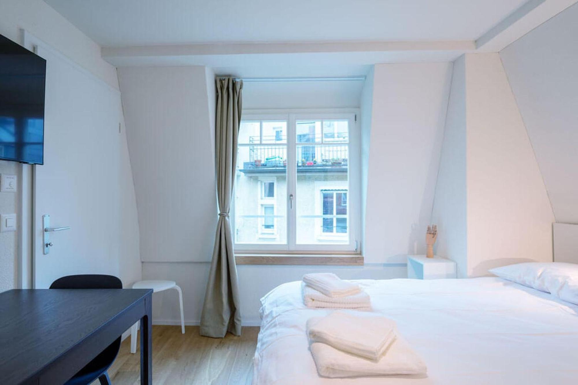 Hitrental Riesbach Apartments Zurich Bagian luar foto